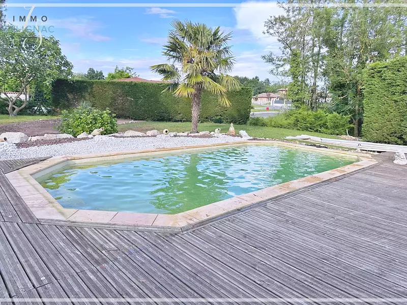 Maison, 181 m²