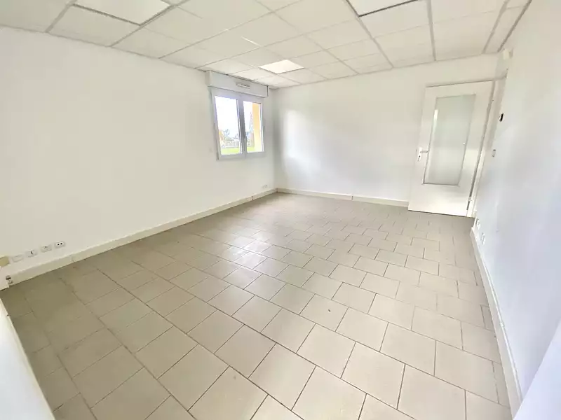 Divers, 380 m²