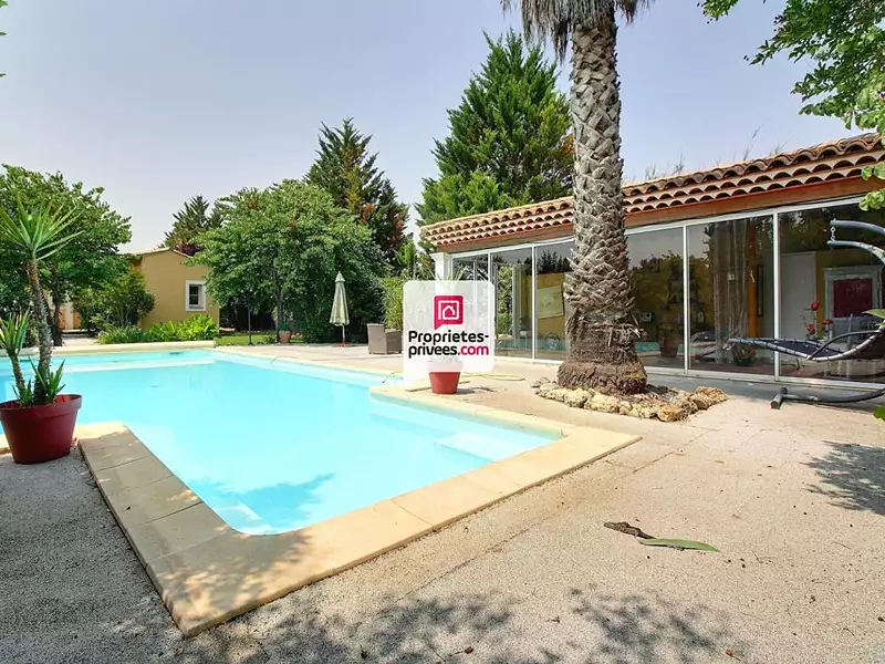 Maison, 230 m²