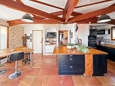 Maison, 170 m²