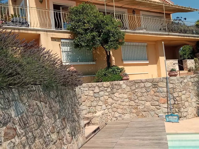 Maison, 142 m²