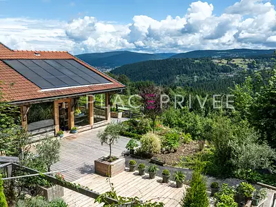Maison, 704 m²