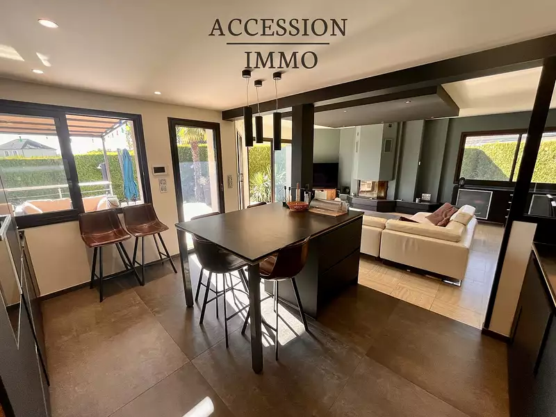Maison, 195 m²