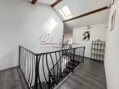 Maison, 245 m²