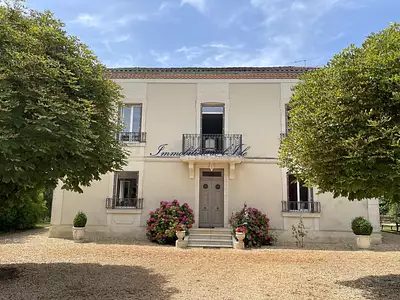 Maison, 285 m²