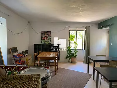 Maison, 235 m²