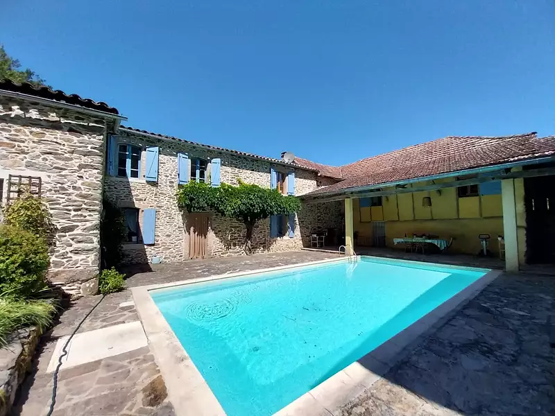 Maison, 308 m²