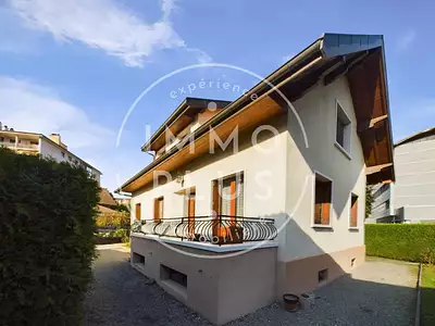 Maison, 167 m²