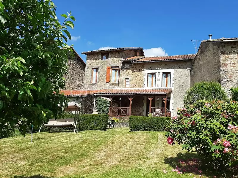 Maison, 146 m²