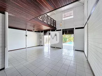 Maison, 175,66 m²