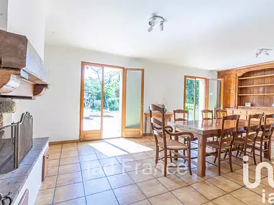Maison, 192 m²