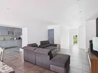 Maison, 210 m²