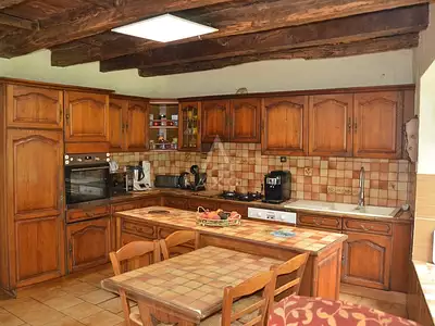 Maison, 640 m²