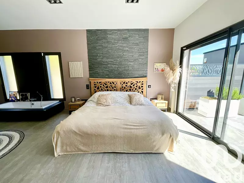 Maison, 218 m²