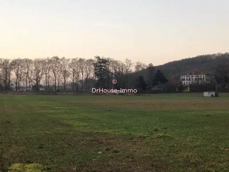 Terrain, 170 000 m²