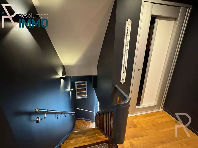 Immeuble, 244,16 m²