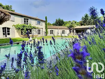 Maison, 332 m²