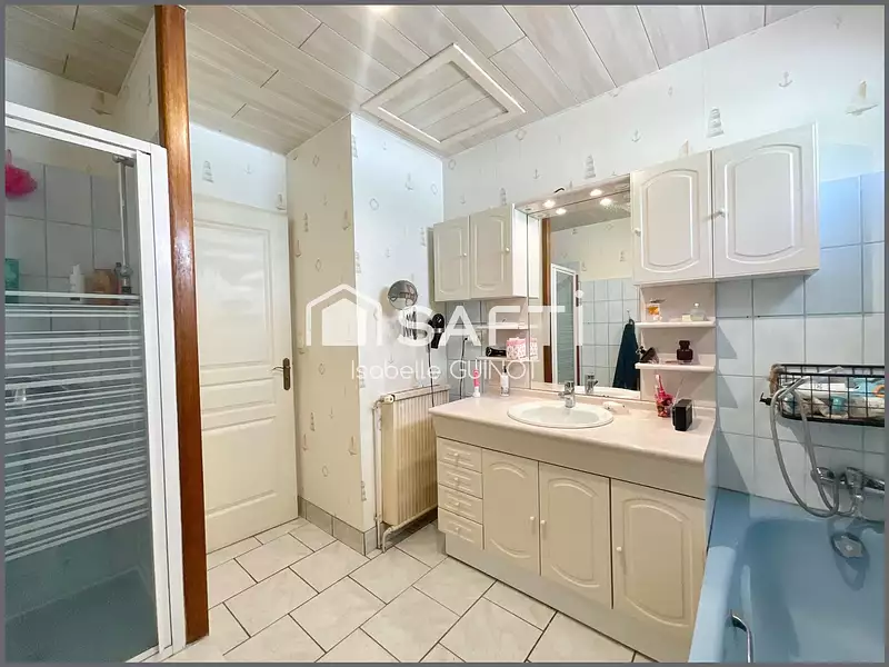 Maison, 93 m²
