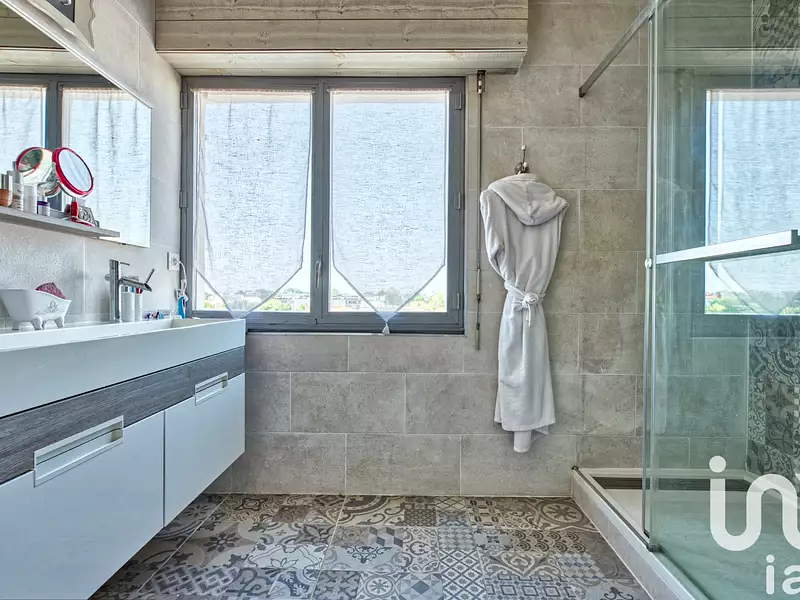 Appartement, 214 m²