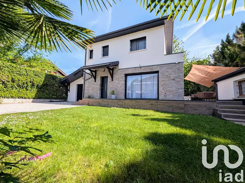 Maison, 122 m²