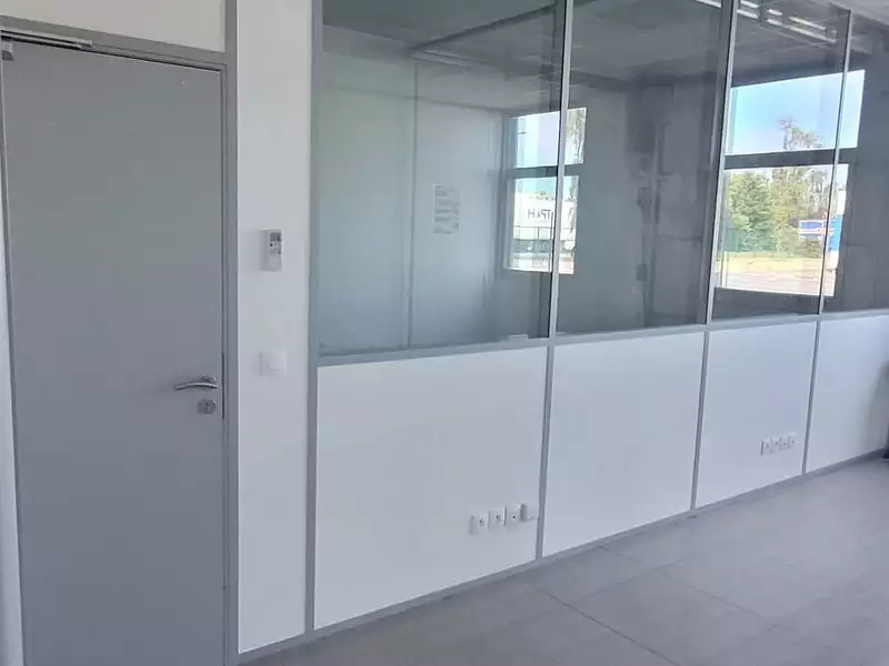 Divers, 330 m²