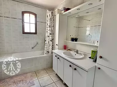 Maison, 148 m²