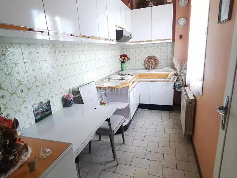 Maison, 146 m²