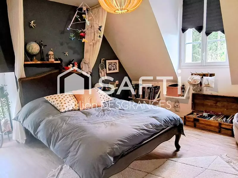 Maison, 270 m²