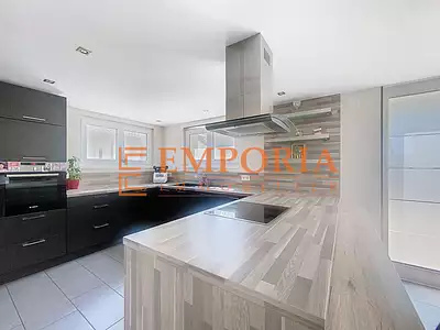Maison, 105,69 m²