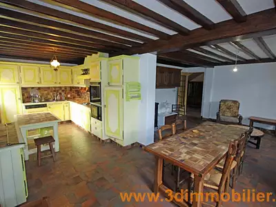 Maison, 306 m²
