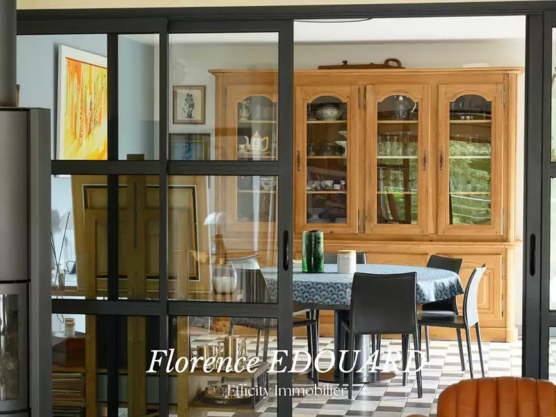 Maison, 230 m²