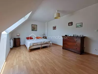 Maison, 215 m²