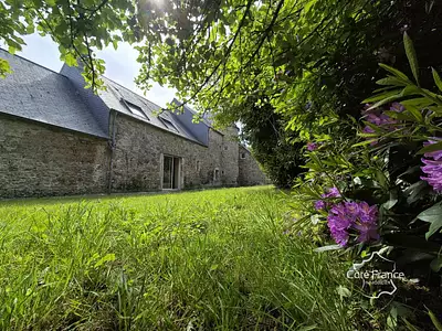 Maison, 252 m²