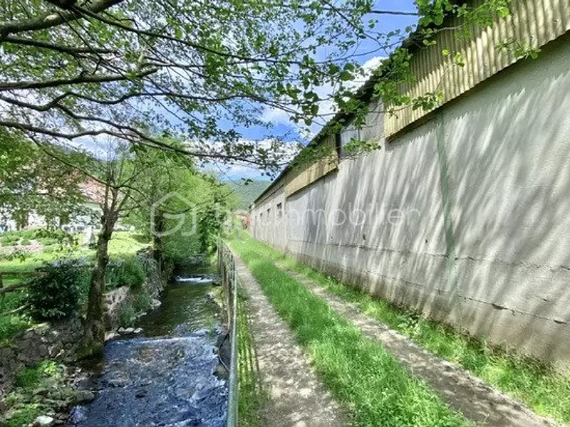 Terrain, 30 000 m²