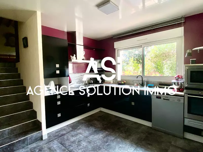 Maison, 179 m²