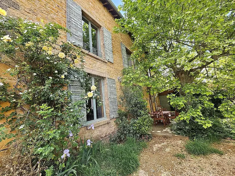 Maison, 196 m²