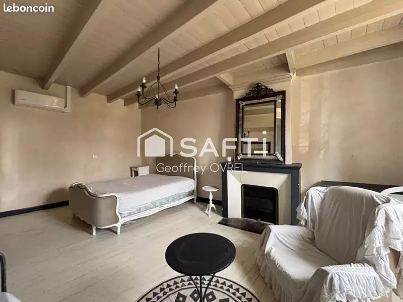 Maison, 230 m²