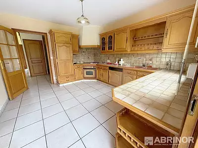 Maison, 220 m²