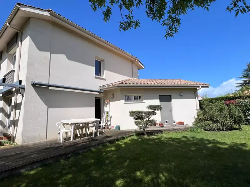 Maison, 114 m²