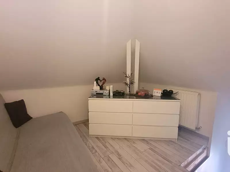 Maison, 235 m²