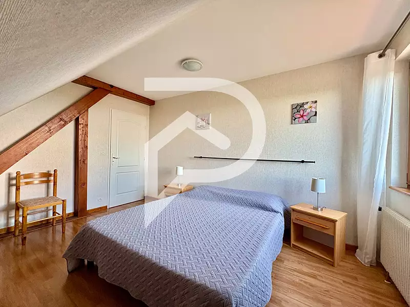 Maison, 256 m²