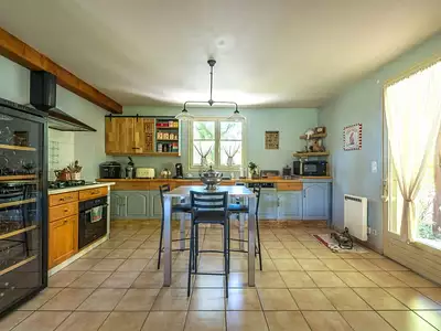 Maison, 166 m²