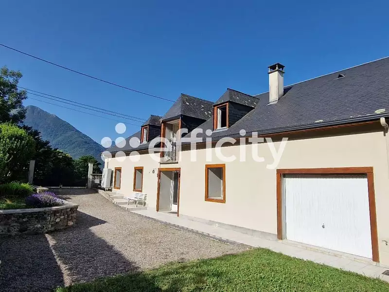 Maison, 162 m²