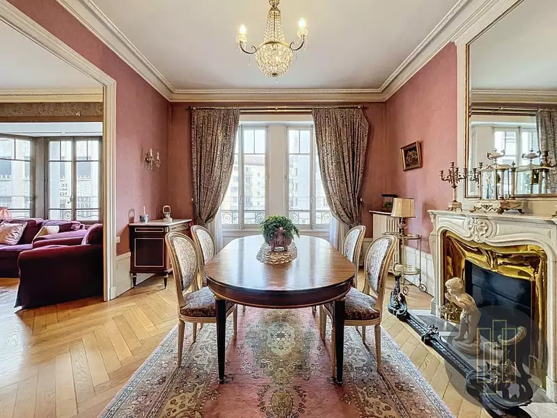 Appartement, 145 m²