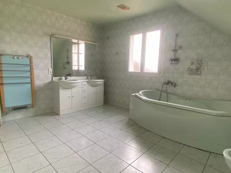 Maison, 161 m²