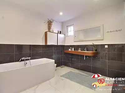 Maison, 167 m²