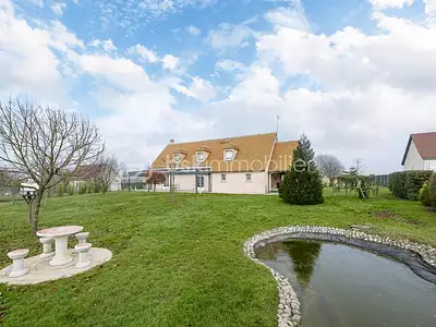 Maison, 176 m²
