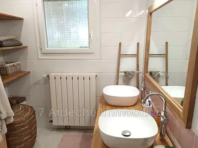Maison, 195 m²