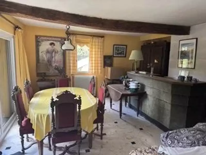 Maison, 198 m²