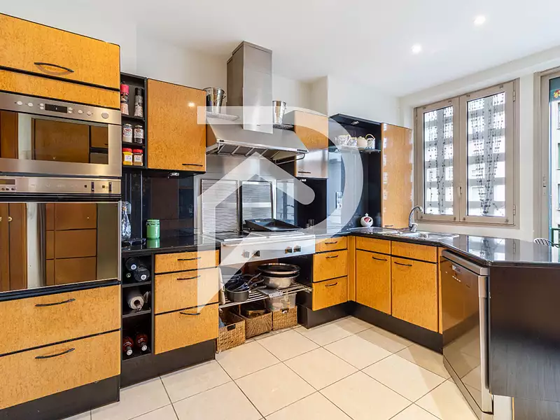 Appartement, 210 m²